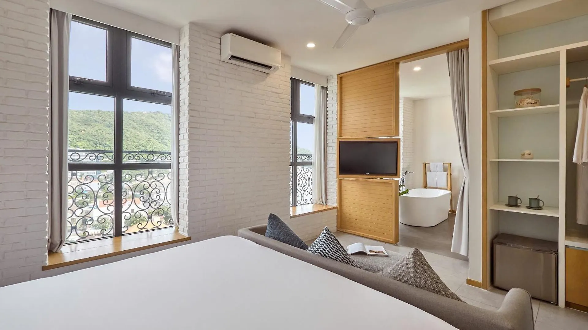 **** Hotel Skool Plus Vung Tau Vietname